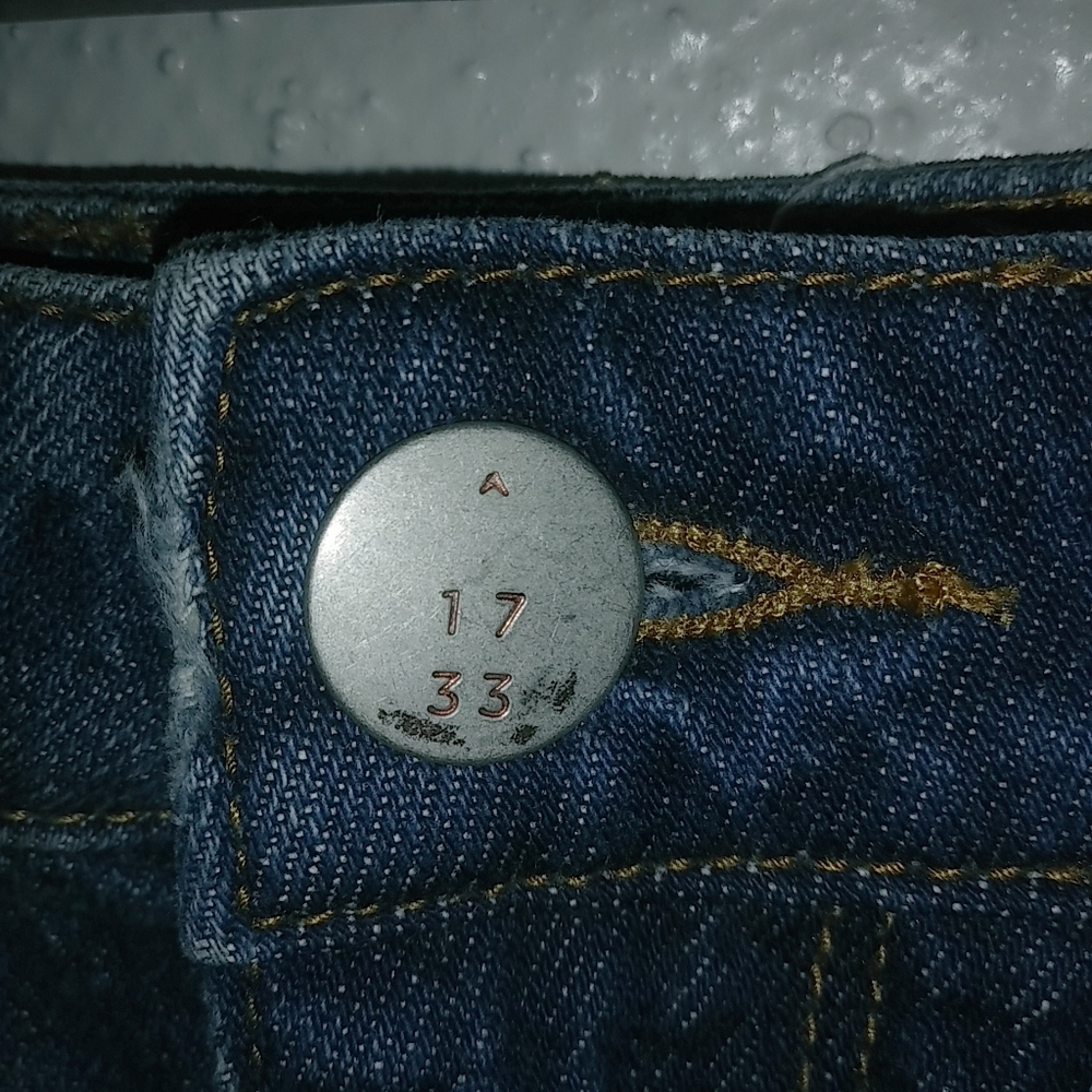 Gilded Intent 25 High Rise Distressed Dark Wash Raw Hem Jeans Shorts - Picture 8 of 9